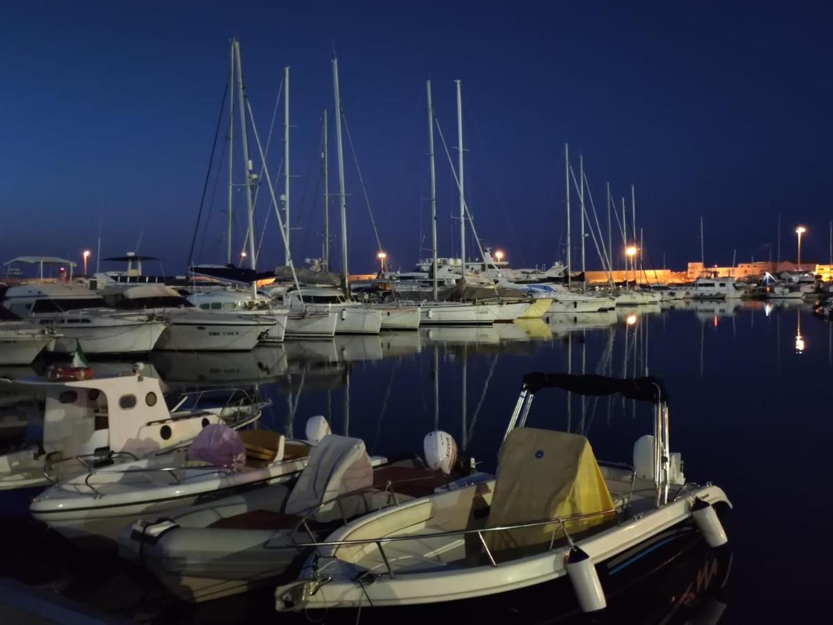 Classic Yacht Yanika Yachting Watersport Ets Villaputzu Bagian luar foto